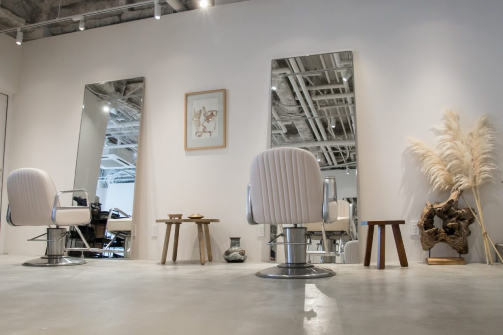 美容室・サロンの内装施工で重要な動線と設備計画