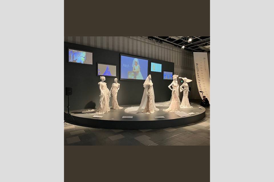 (株)ユミカツラインターナショナル 60周年特別展