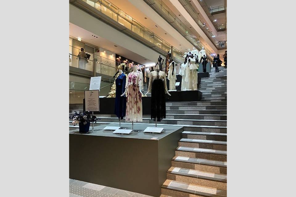 (株)ユミカツラインターナショナル 60周年特別展